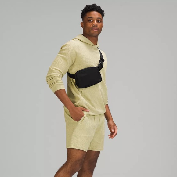 Lululemon Everywhere Belt Bag OS no limits white multi color tie dye - Picture 5 of 6